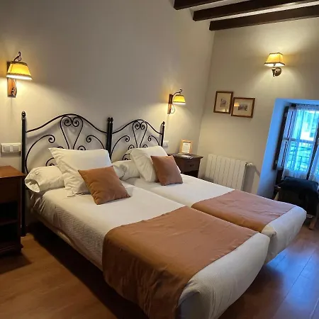 Hotel La Casona De Nueva De Llanes