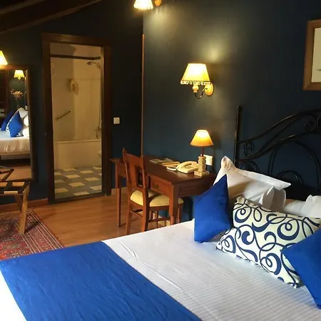 Hotel La Casona De 3*